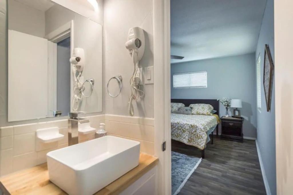 Cheerful 3 Bedroom 2Ba Home In Great Neighborhood! Джэксонвилл Экстерьер фото