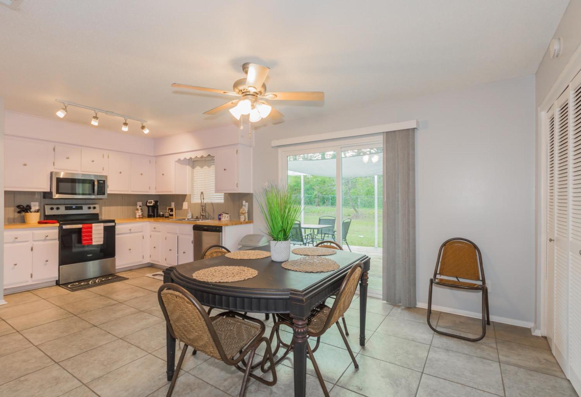 Cheerful 3 Bedroom 2Ba Home In Great Neighborhood! Джэксонвилл Экстерьер фото