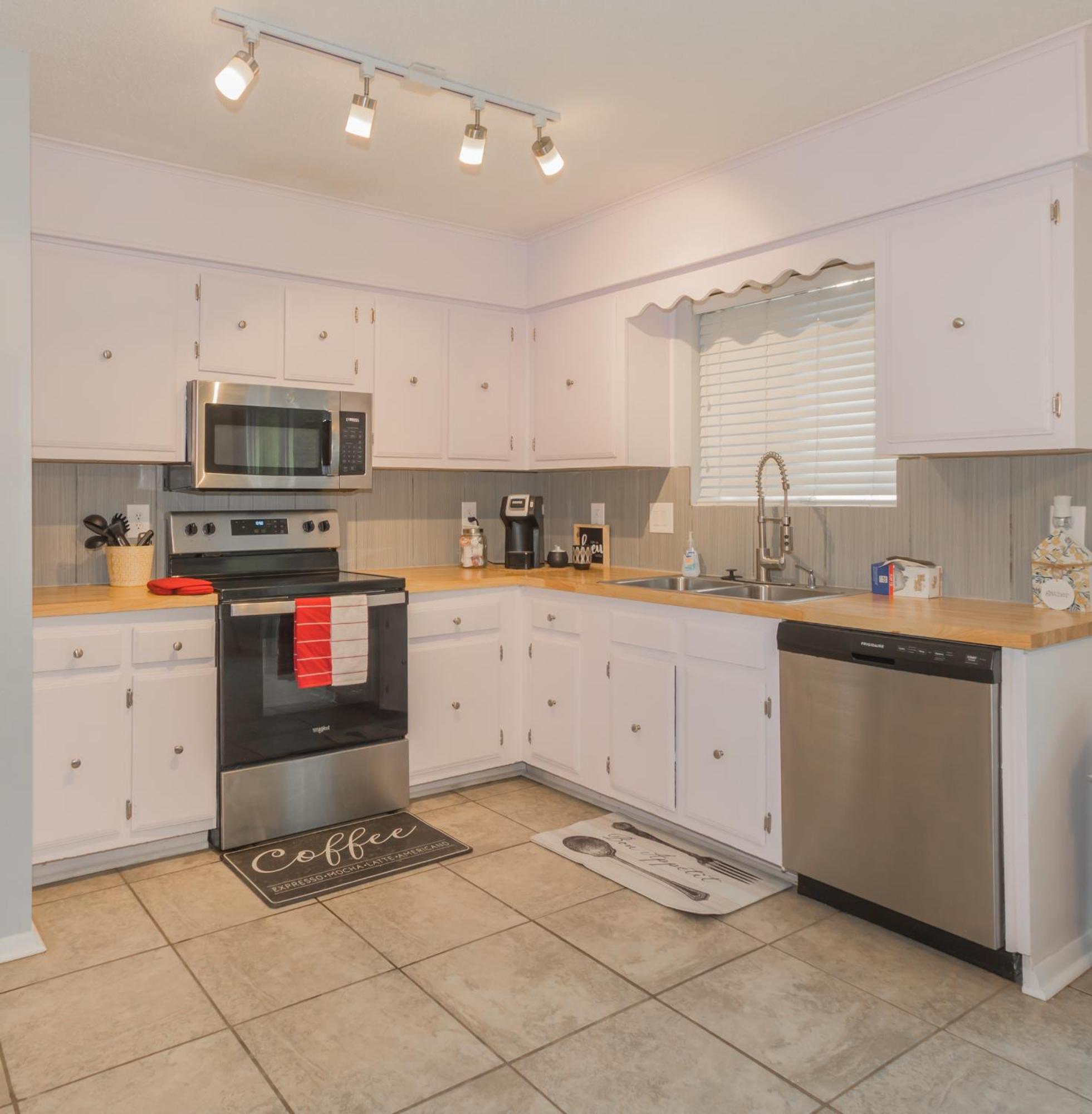 Cheerful 3 Bedroom 2Ba Home In Great Neighborhood! Джэксонвилл Экстерьер фото